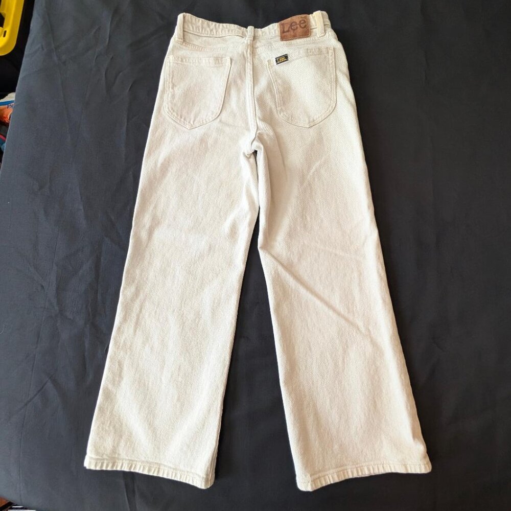 LEE JEANS Off- White Denim; Super Soft; Heavy Weight; Petite length; W26 L24-1/2